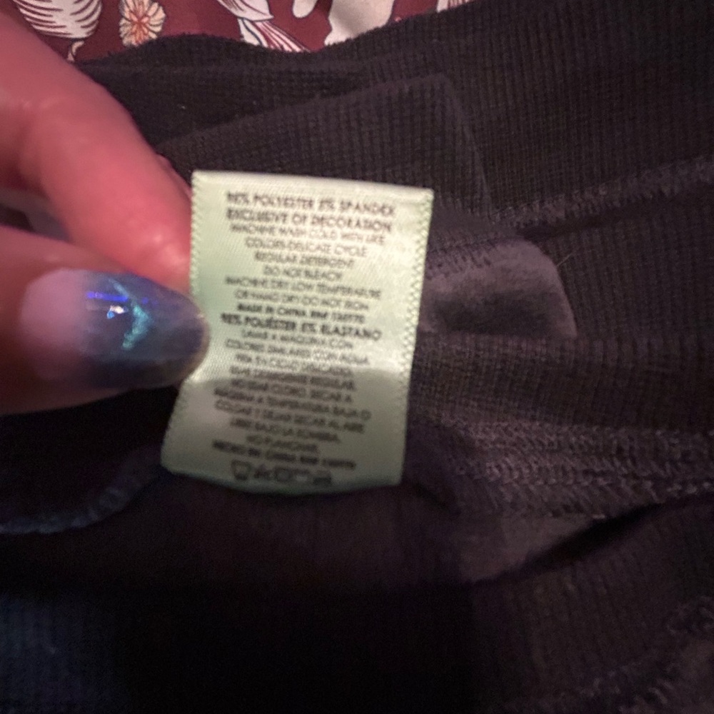 Honeydew Intimates (Nordstrom) Velour Lounge Set in Mink Brown - Picture 10 of 10